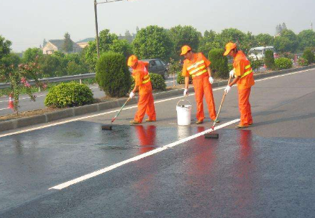 通辽 彩色路面喷漆维修改色的使用寿命有多长？