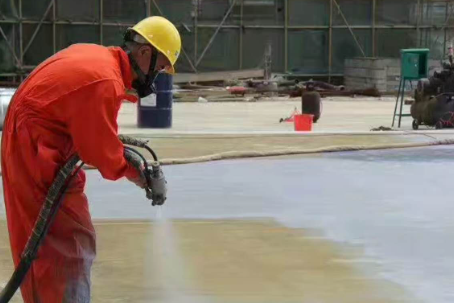 通辽彩色路面喷涂是一种为路面